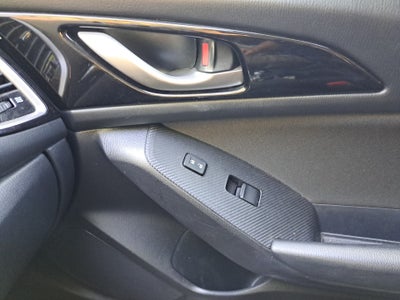 2016 Mazda Mazda3 Hatchback i Sport