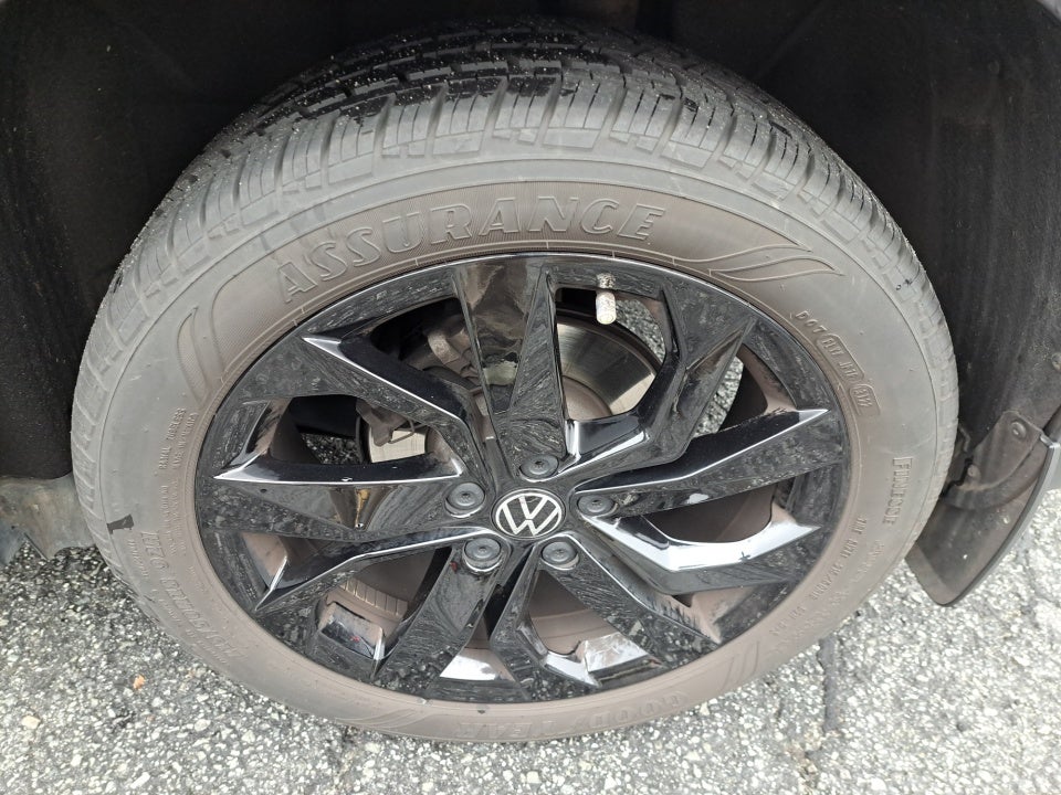 2023 Volkswagen Taos SE