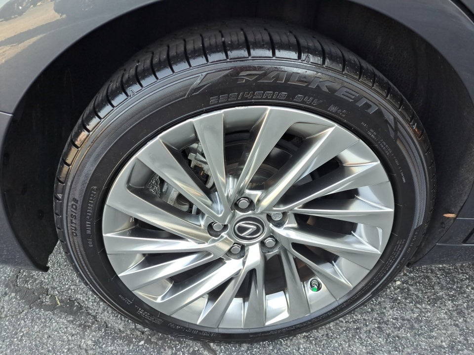 2023 Lexus ES 300h ES 300h Ultra Luxury