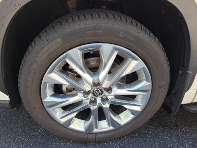 2020 Toyota Highlander Hybrid Limited