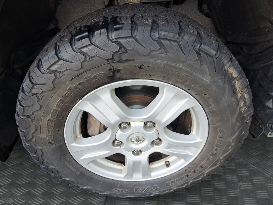 2012 Toyota Tundra Grade 5.7L V8 w/FFV (A6)