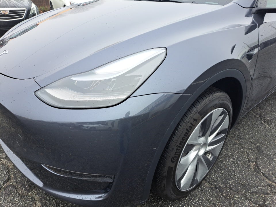 2023 Tesla Model Y Long Range Dual Motor All-Wheel Drive