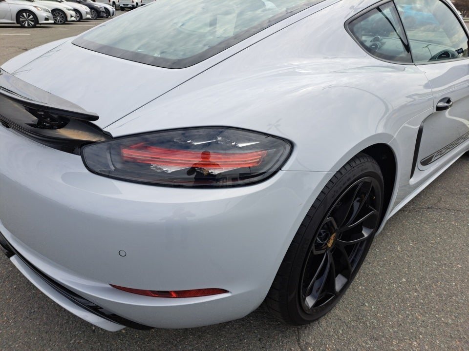 2024 Porsche 718 Cayman Style Edition