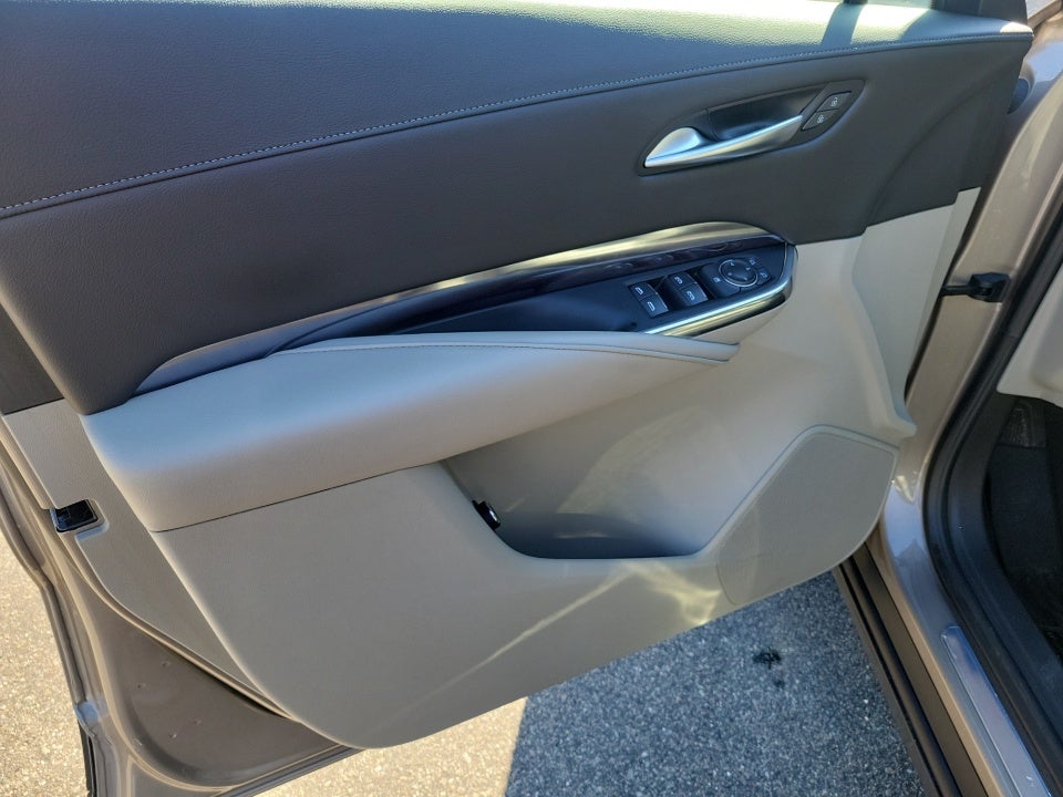 2023 Cadillac XT4 FWD Luxury