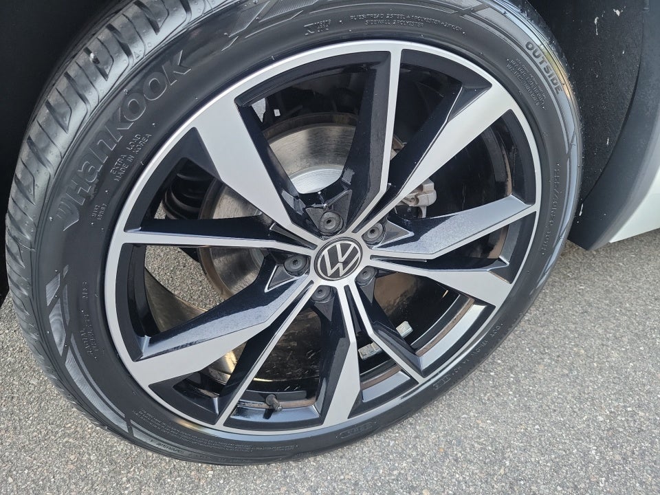 2022 Volkswagen Tiguan SEL R-Line