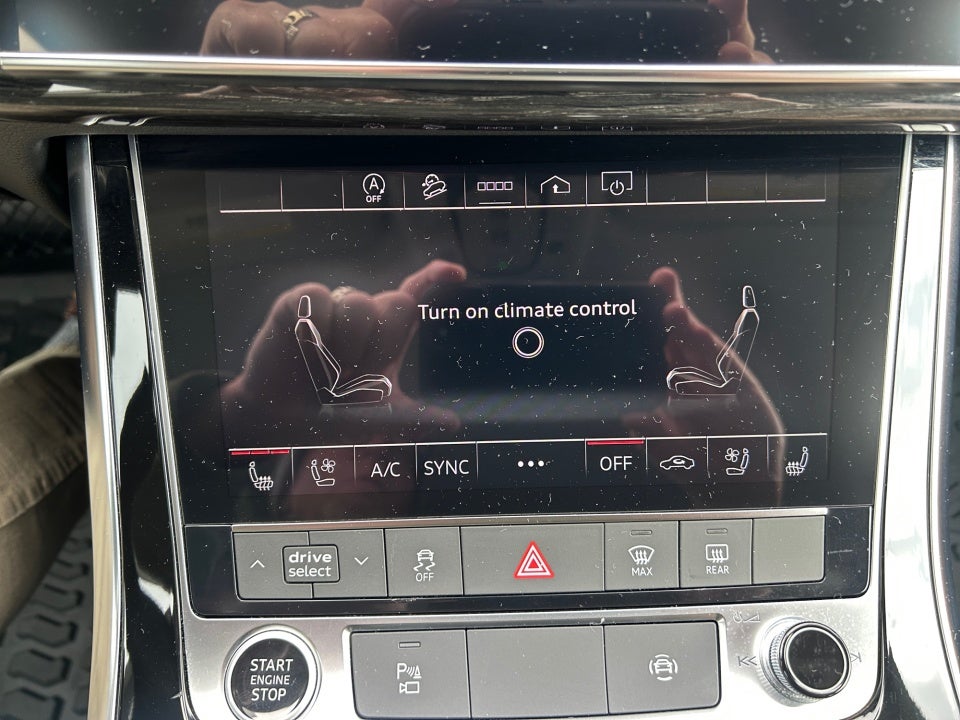 2023 Audi Q8 Premium Plus 55 TFSI quattro Tiptronic