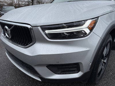 2019 Volvo XC40 T5 Momentum