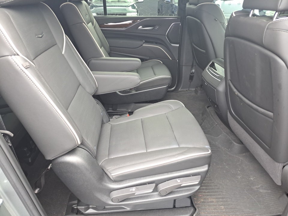 2024 Cadillac Escalade ESV 4WD Premium Luxury