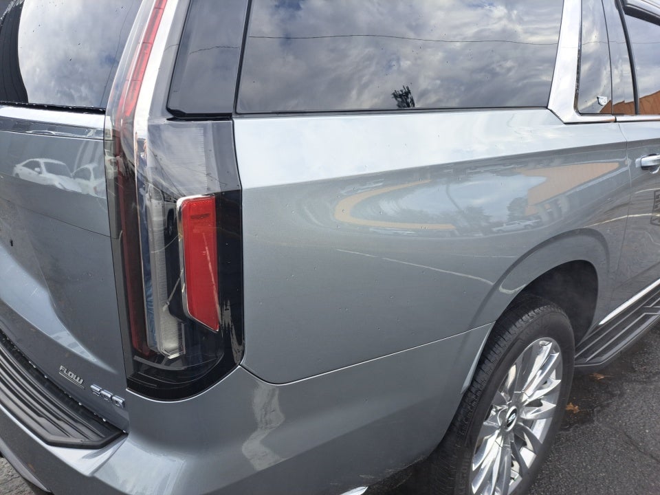 2024 Cadillac Escalade ESV 4WD Premium Luxury