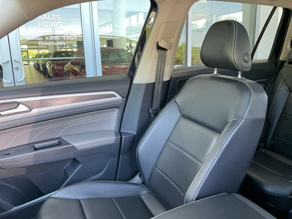 2022 Volkswagen Atlas 3.6L V6 SEL R-Line