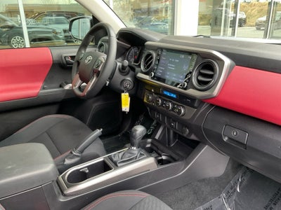 2022 Toyota Tacoma SR5 V6