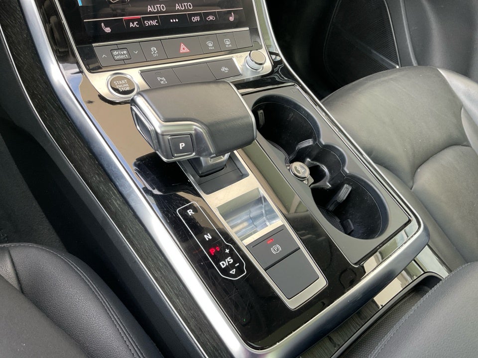 2022 Audi Q7 Premium Plus