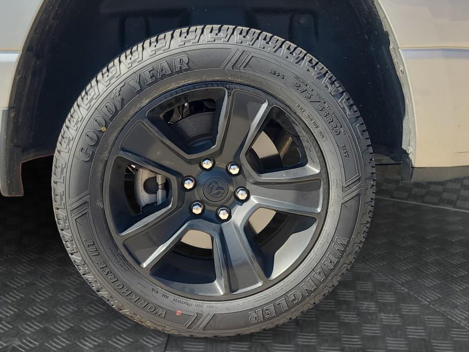2022 RAM 1500 Big Horn Quad Cab 4x4 6'4' Box