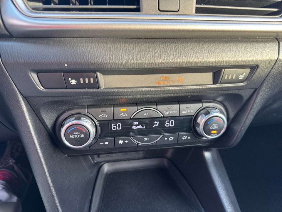 2018 Mazda Mazda3 Hatchback Touring