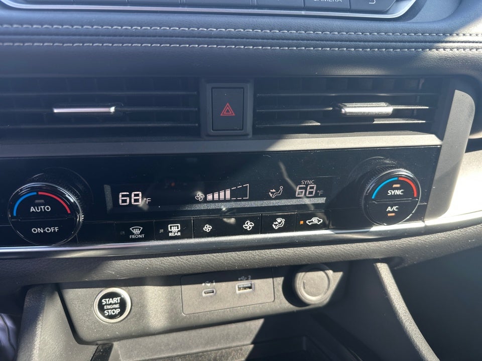 2023 Nissan Rogue SV FWD