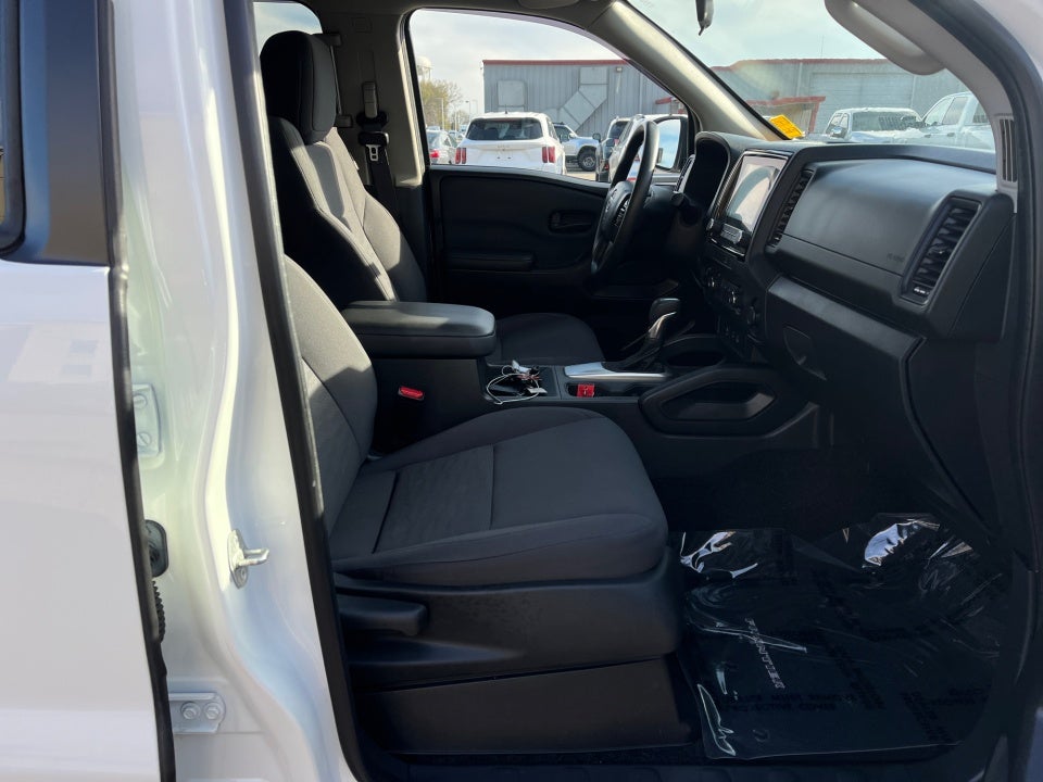 2022 Nissan Frontier Crew Cab S 4x4