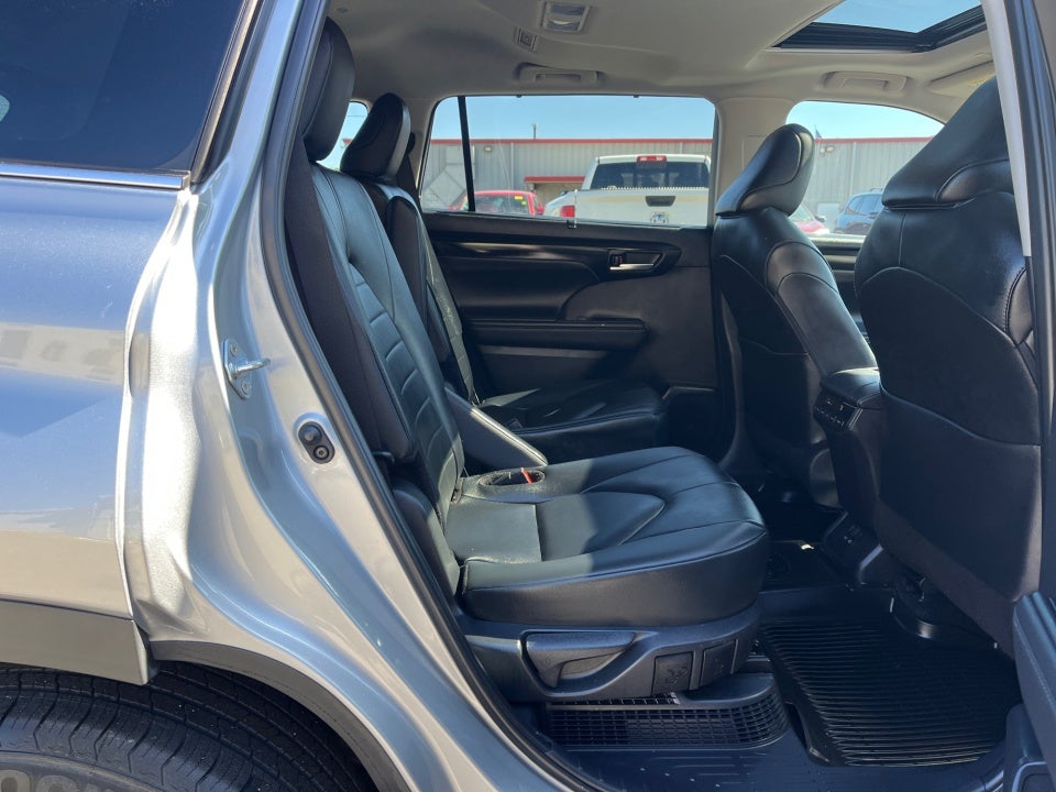 2025 Toyota HIGHLANDER HEV XLE