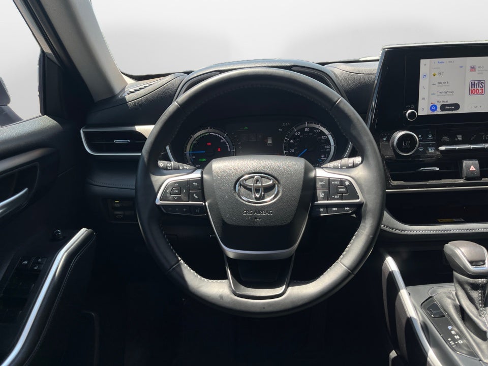 2025 Toyota Highlander Hybrid XLE