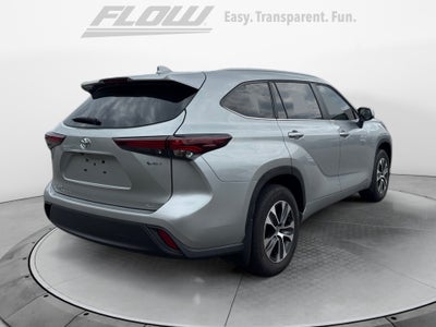 2025 Toyota Highlander Hybrid XLE
