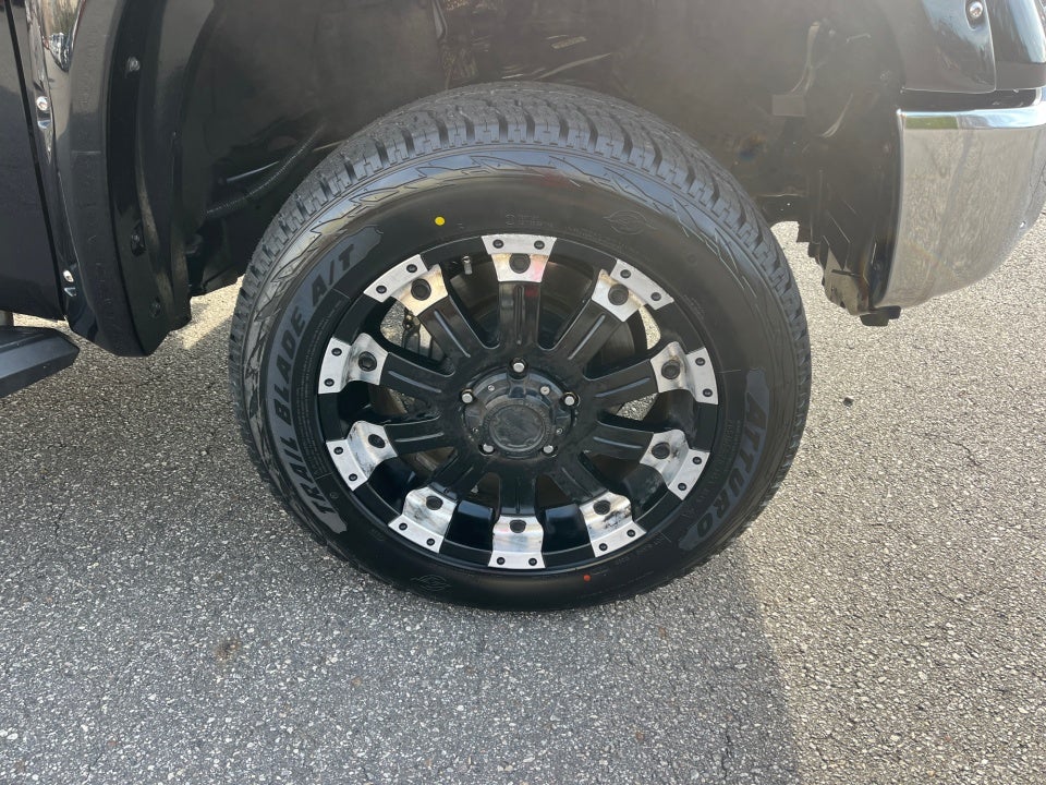 2016 Toyota TUNDRA 4X4 SR5 5.7L V8