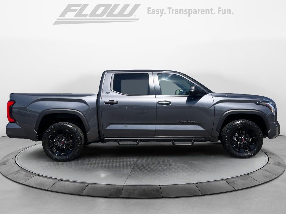 2025 Toyota TUNDRA 4X4 SR5