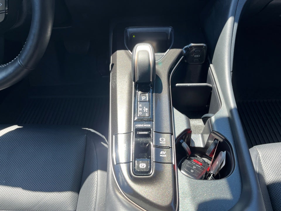 2025 Toyota Toyota Crown Signia Limited