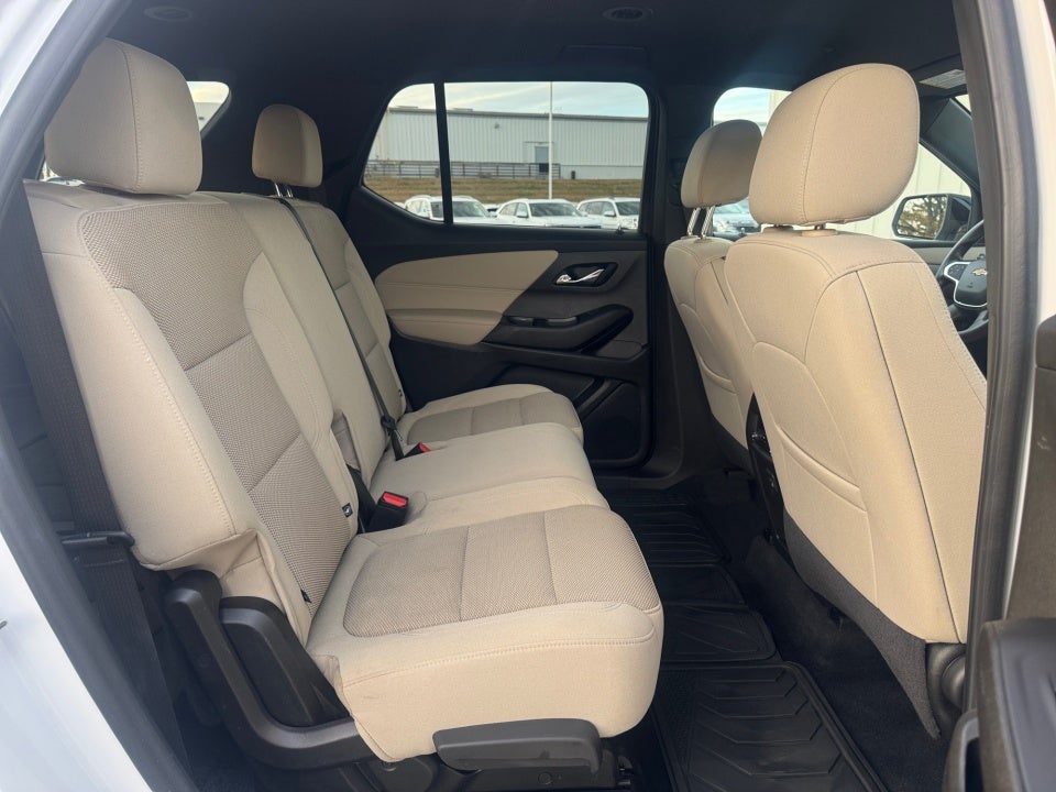 2022 Chevrolet Traverse FWD LS