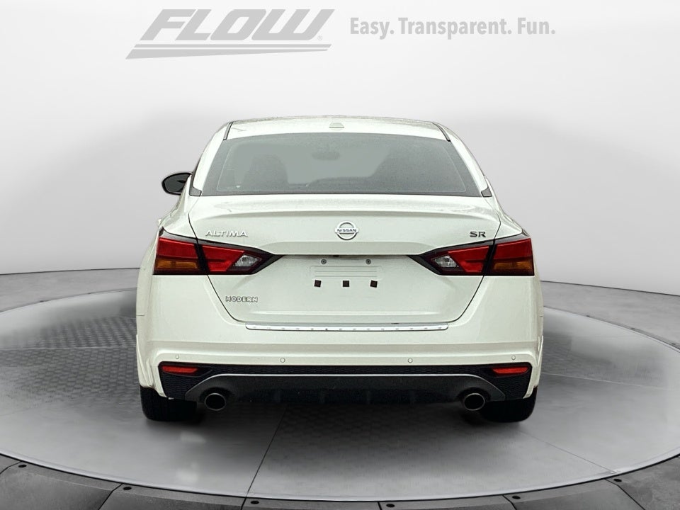 2022 Nissan Altima SR FWD