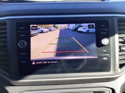 2021 Volkswagen Atlas 3.6L V6 SE w/Technology R-Line