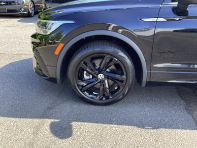 2023 Volkswagen Tiguan 2.0T SE R-Line Black