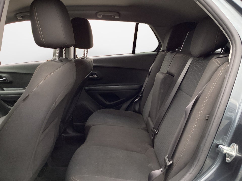 2021 Chevrolet Trax FWD LS