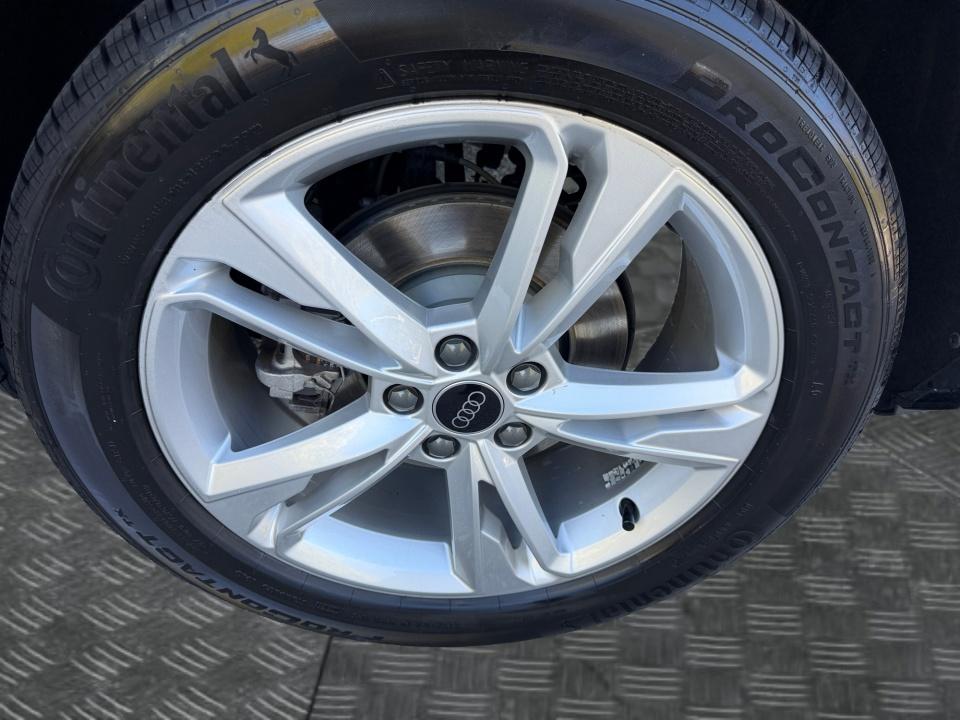 2024 Audi Q3 S line Premium