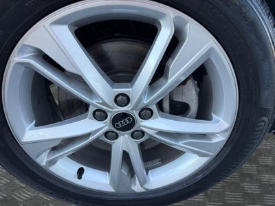 2024 Audi Q3 S line Premium