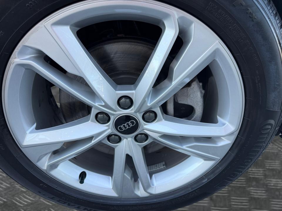 2024 Audi Q3 S line Premium