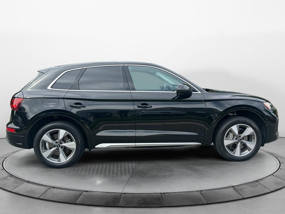 2023 Audi Q5 Premium Plus