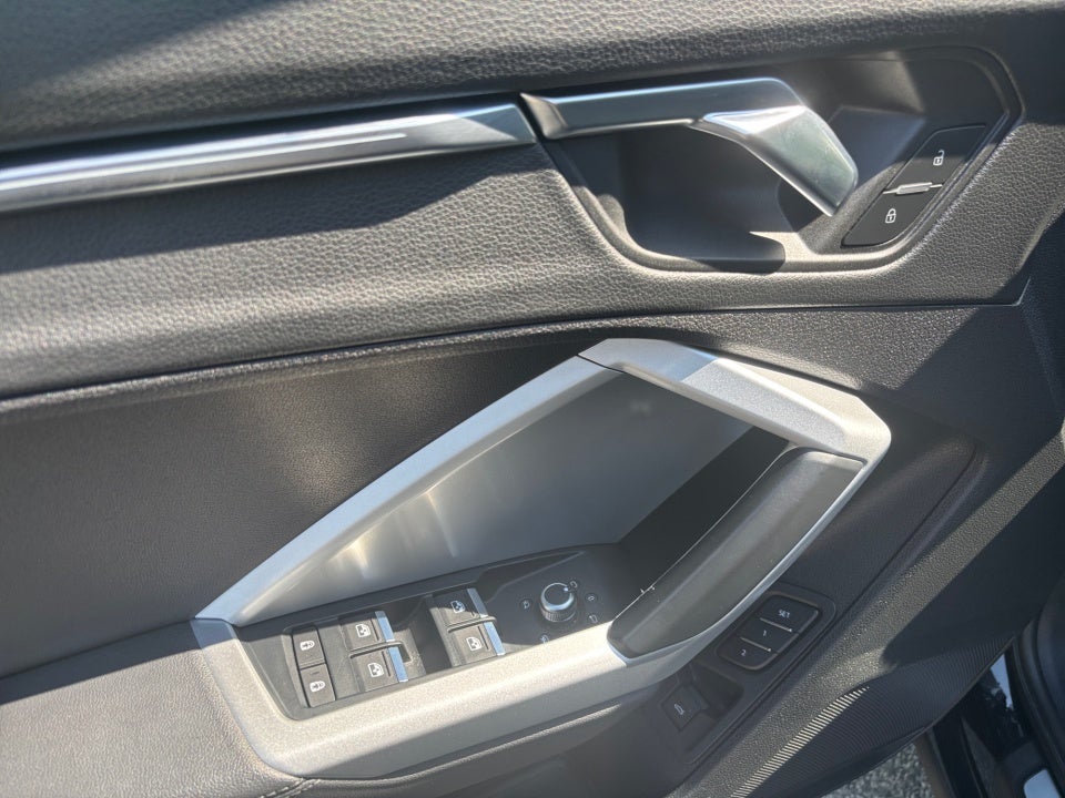 2022 Audi Q3 Premium Plus 45 TFSI S line quattro Tiptronic