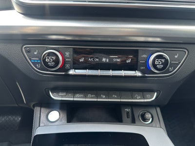 2024 Audi Q5 S line Prestige