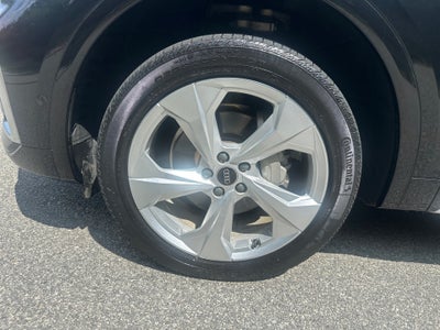 2024 Audi Q5 S line Prestige