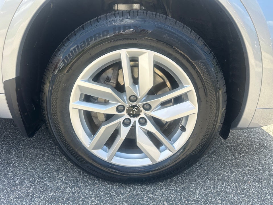 2023 Audi Q5 S line Premium