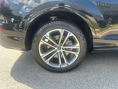 2025 Audi Q7 Premium Plus