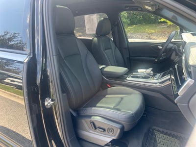 2025 Audi Q7 Premium Plus