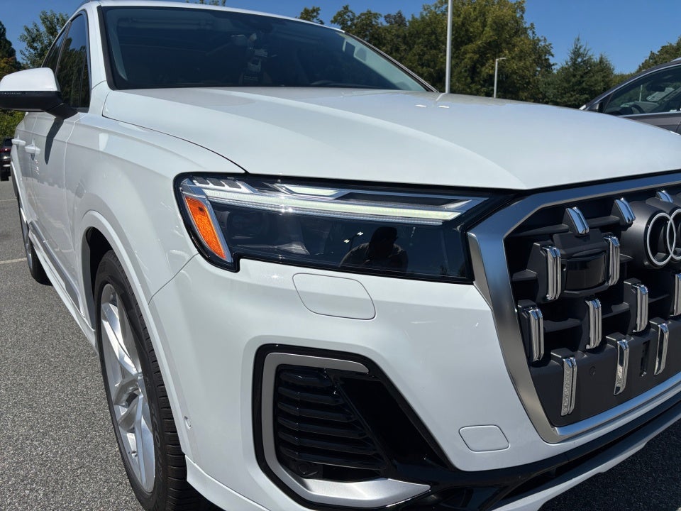 2025 Audi Q7 Premium Plus 55 TFSI quattro Tiptronic