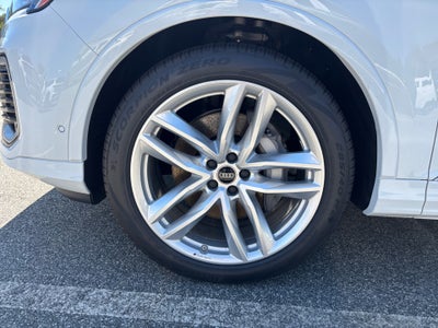 2025 Audi Q7 Premium Plus 55 TFSI quattro Tiptronic