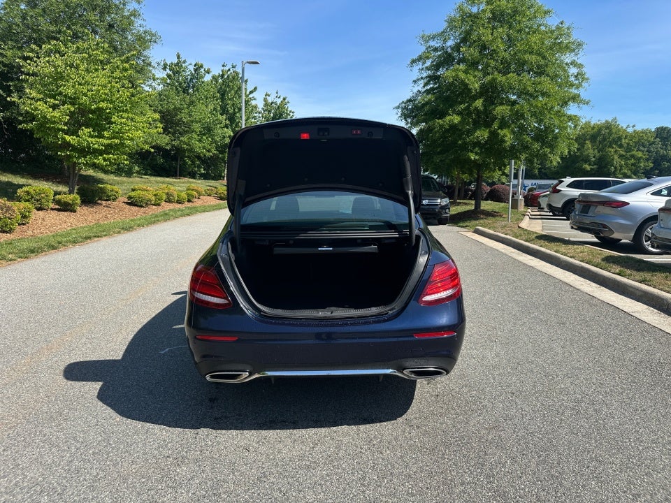 2018 Mercedes-Benz E 300 E 300