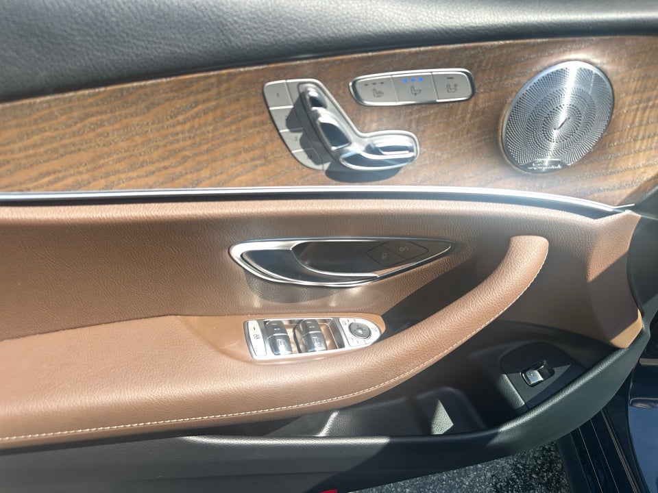 2018 Mercedes-Benz E 300 E 300