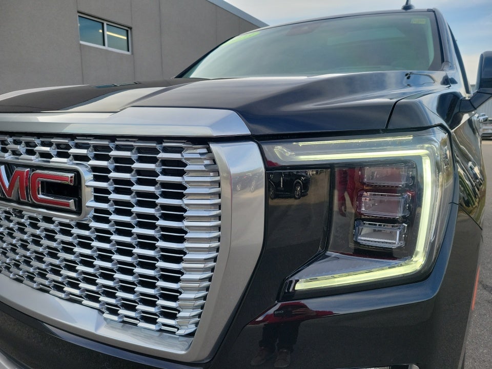 2023 GMC Yukon 4WD Denali
