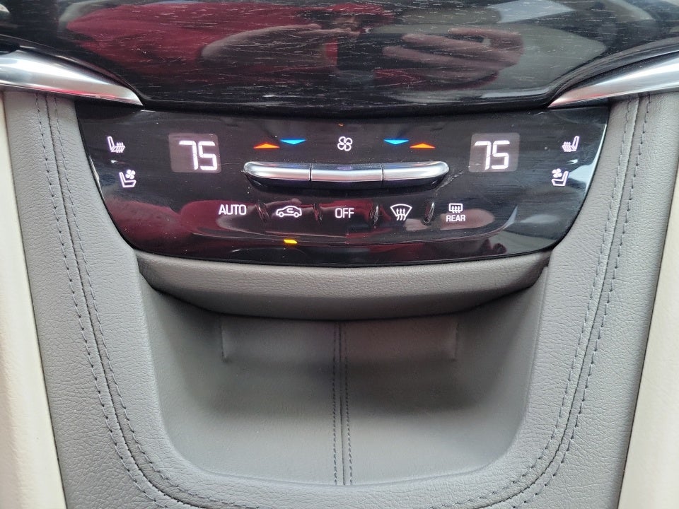 2020 Cadillac XT6 FWD Premium Luxury