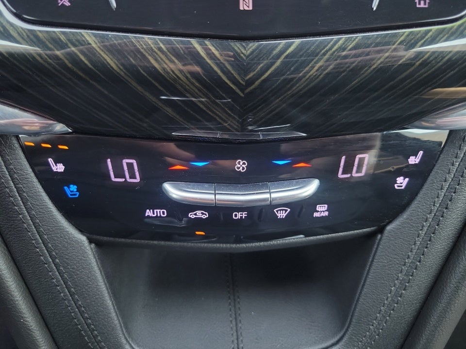 2020 Cadillac XT6 FWD Premium Luxury