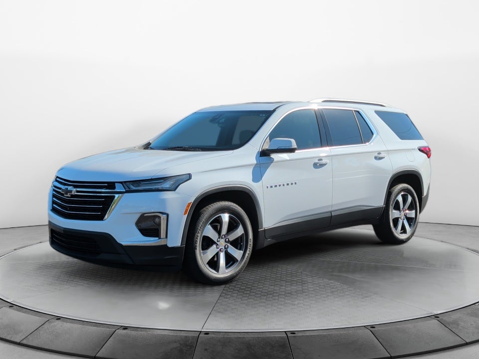 2023 Chevrolet Traverse FWD LT Leather