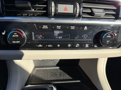 2022 Nissan Pathfinder SL 2WD